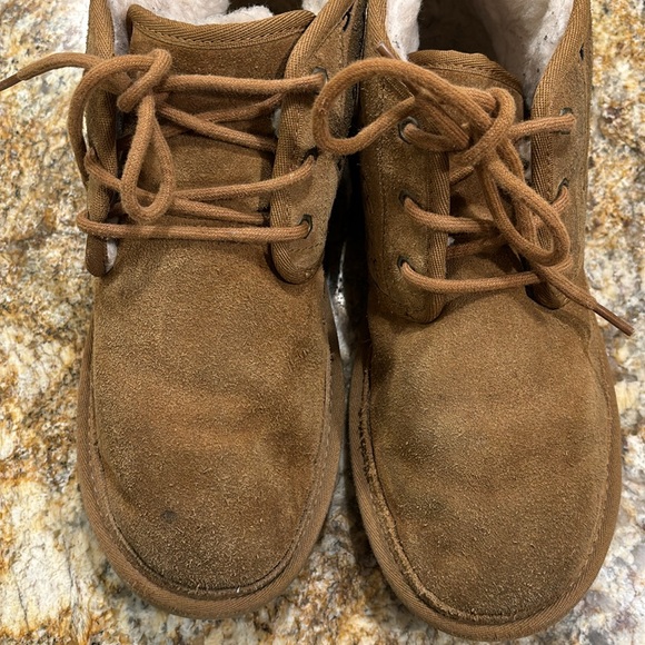 Men’s Neumel Uggs - Picture 5 of 11